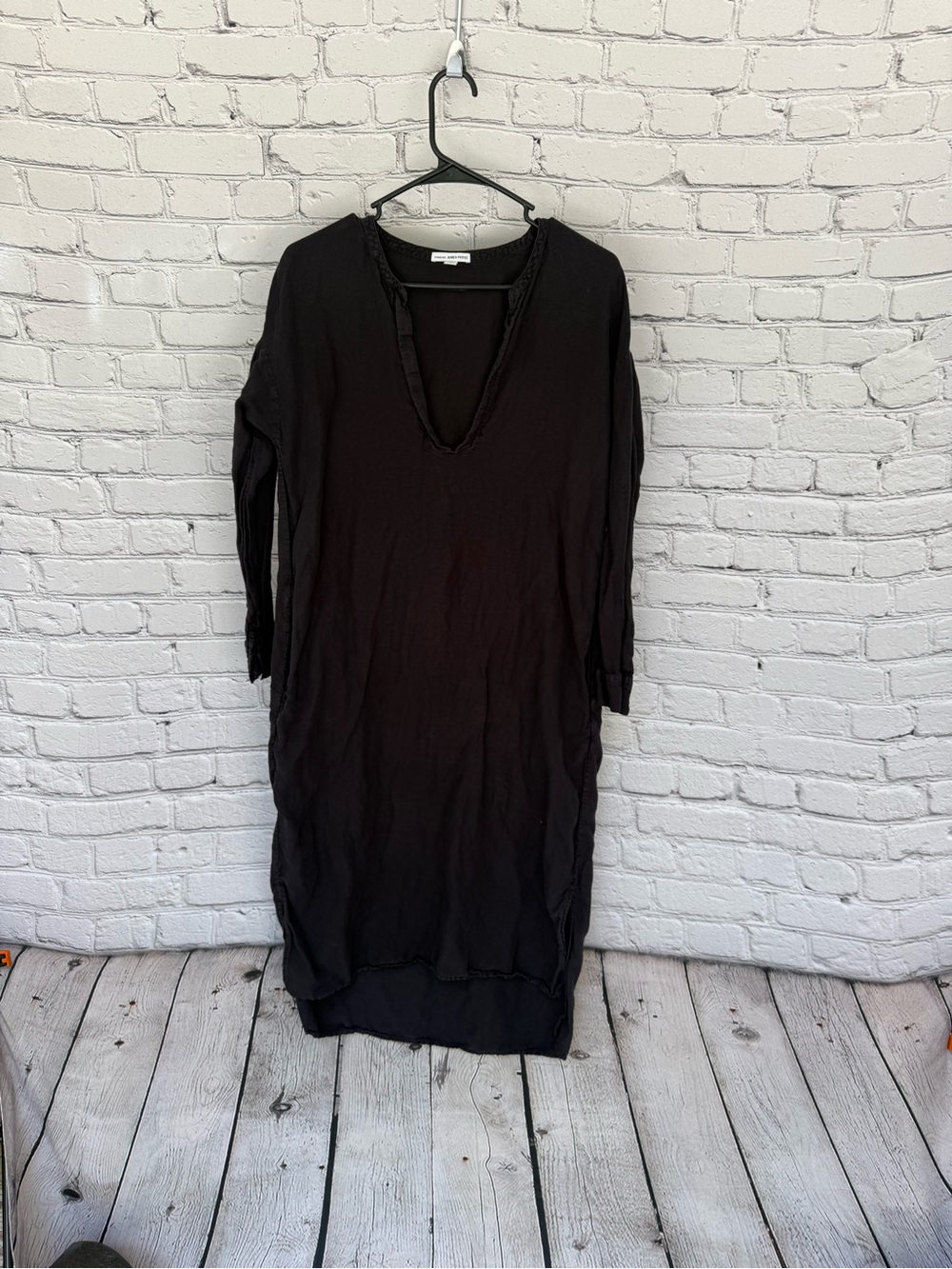 James Perse Standard Black Long Sleeve V-Neck Dress Size 1